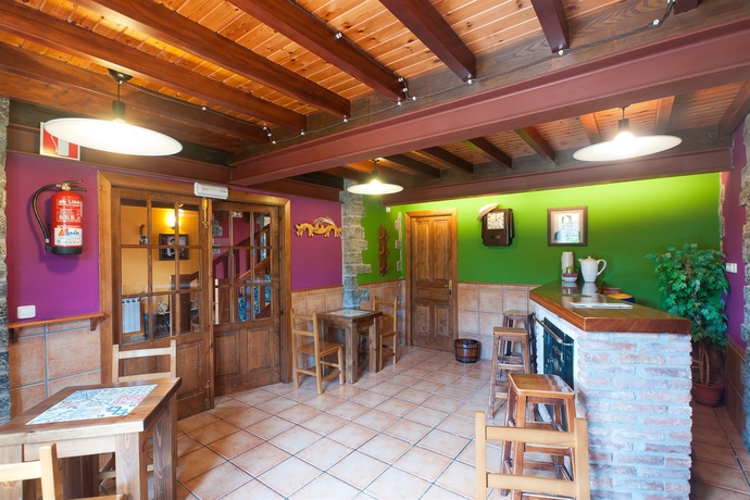 Imagen del bar/restaurante del Hotel Costa De Rodiles. Foto 3