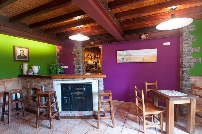 Imagen del bar/restaurante del Hotel Costa De Rodiles. Foto 5