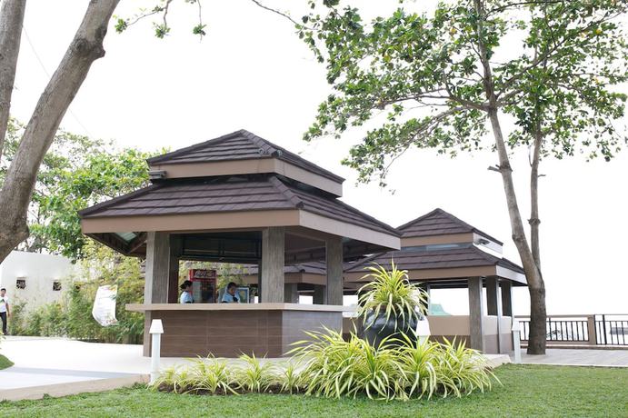 Imagen de la piscina del Hotel Costa Del Sol Resort Hotel. Foto 18