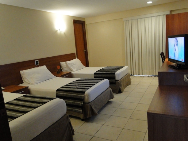 Imagen de la habitación del Hotel Costa Do Mar. Foto 12