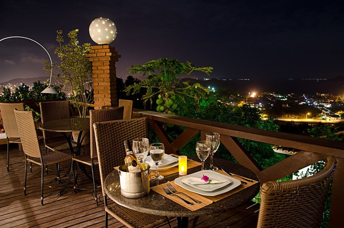 Imagen del bar/restaurante del Hotel Costa Do Sol Boutique. Foto 2