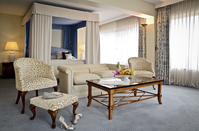 Imagen de los interiores del Hotel Costa Galana. Foto 12