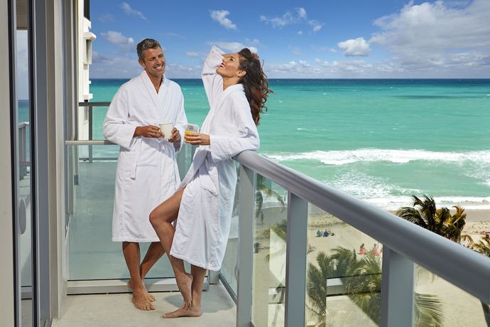 Imagen de la habitación del Hotel Costa Hollywood Beach Resort. Foto 11