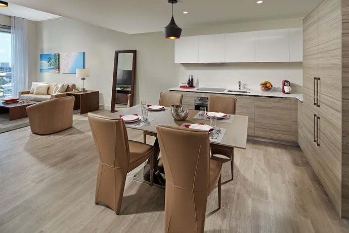 Imagen de la habitación del Hotel Costa Hollywood Beach Resort. Foto 12