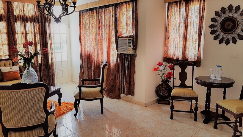 Imagen del bar/restaurante del Hotel Costa Larimar. Foto 3