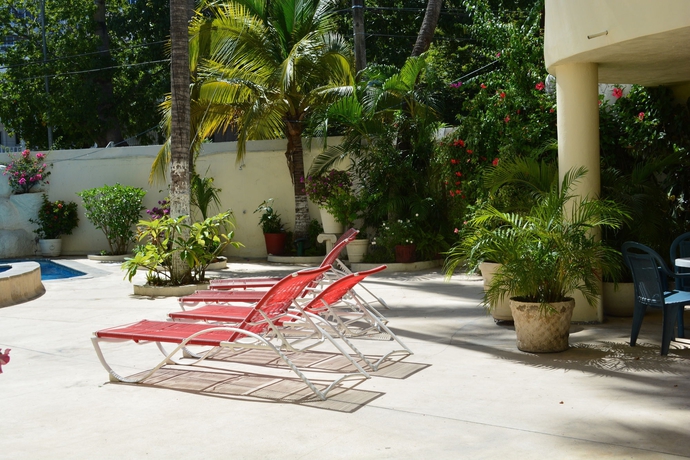 Imagen de la piscina del Hotel Costa Linda, Acapulco. Foto 12