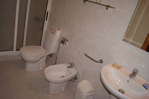 Imagen de la habitación del Hotel Costa Linda. Foto 4