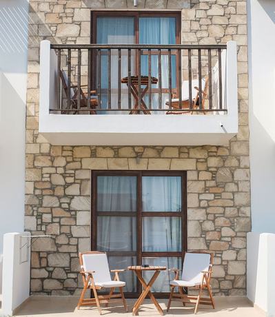 Imagen de los interiores del Hotel Costa Lindia Blue Star. Foto 4