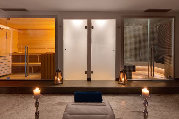 Imagen de los interiores del Hotel Costa Lindia Blue Star. Foto 5