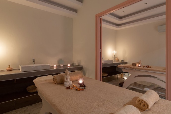Imagen de los interiores del Hotel Costa Lindia Blue Star. Foto 6