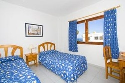 Imagen de la habitación del Hotel Costa Luz Beach Apartments. Foto 4