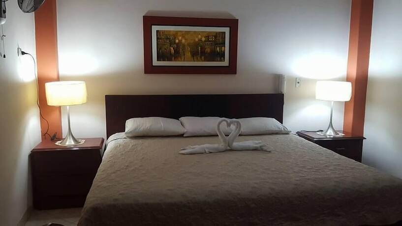 Imagen de la habitación del Hotel Costa Manglar. Foto 16