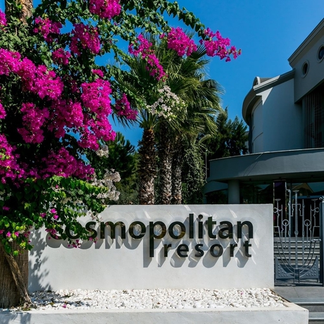 Imagen general del Hotel Costa Mare Suites. Foto 3