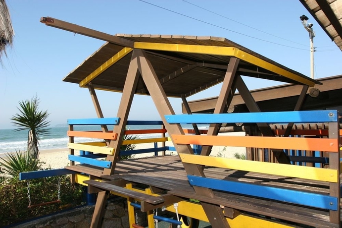 Imagen de los exteriores del Hotel Costa Norte Ingleses. Foto 9