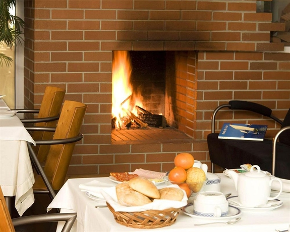 Imagen del bar/restaurante del Hotel Costa Nova. Foto 5