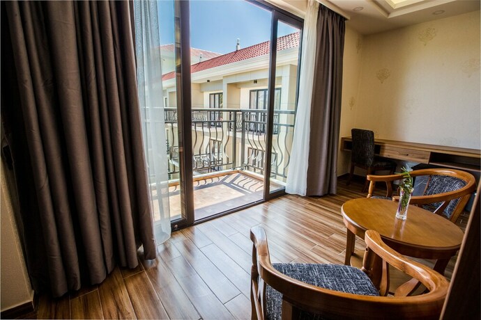 Imagen de la habitación del Hotel Costa Palawan Resort. Foto 19