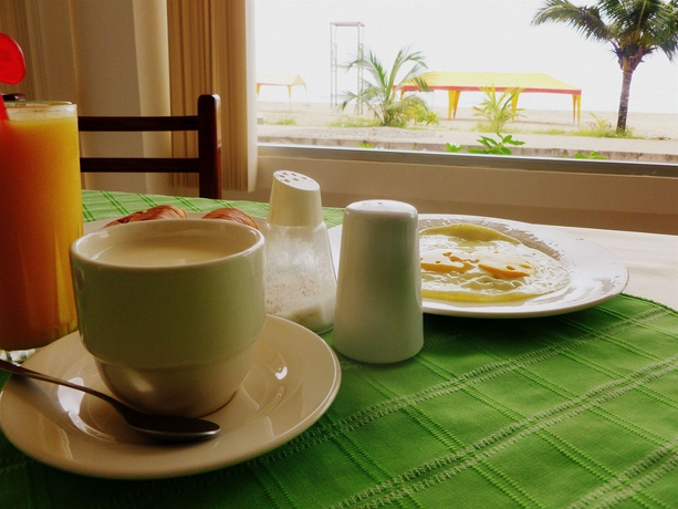 Imagen del bar/restaurante del Hotel Costa Paraiso. Foto 2