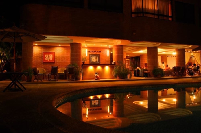 Imagen general del Hotel Costa Real Suites. Foto 3