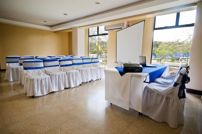 Imagen de los interiores del Hotel Costa Rica Tennis Club and. Foto 10