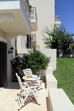 Imagen general del Hotel Costa Rossa -Adults Only. Foto 9