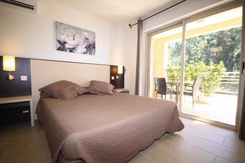 Imagen de la habitación del Hotel Costa Rossa. Foto 7