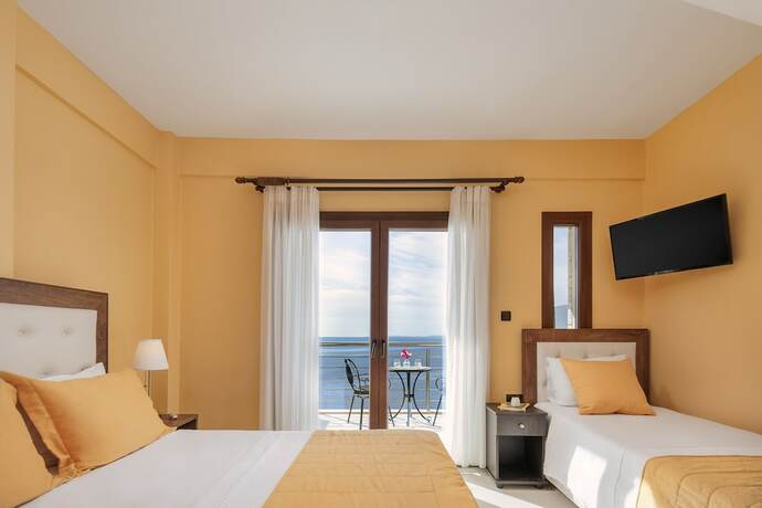 Imagen de la habitación del Hotel Costa Smeralda. Foto 12
