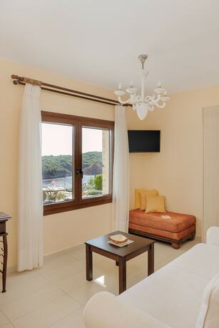 Imagen de la habitación del Hotel Costa Smeralda. Foto 16