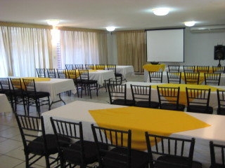 Imagen de los interiores del Hotel Costa Sol Hotel & Villas. Foto 6