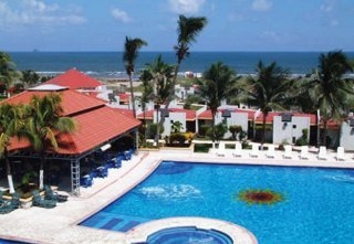 Imagen de la piscina del Hotel Costa Sol Hotel & Villas. Foto 8