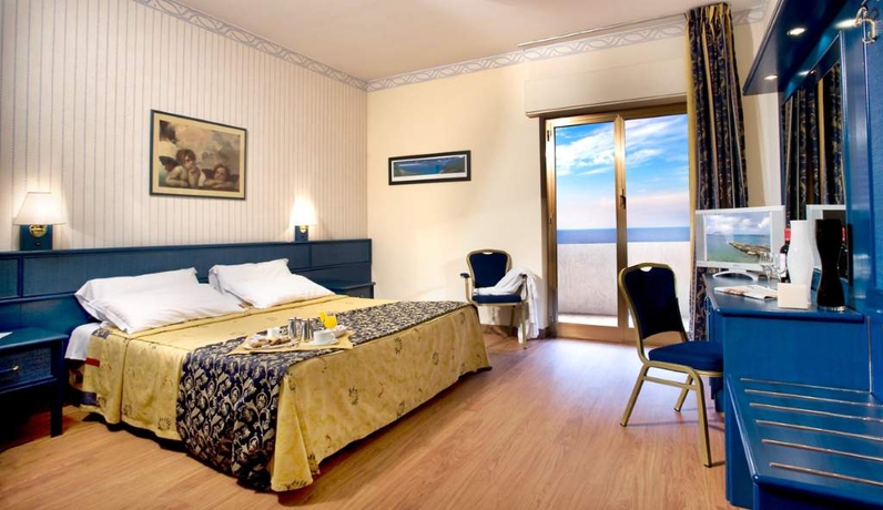 Imagen general del Hotel Costa Verde, Cefalu. Foto 13