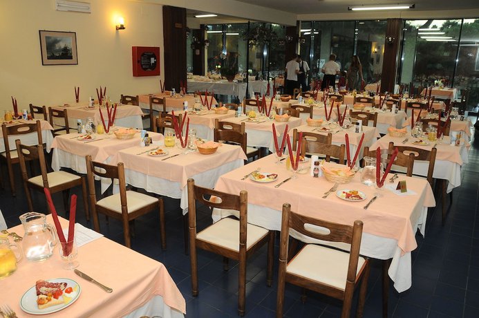 Imagen del bar/restaurante del Hotel Costa Verde, Cervia. Foto 2