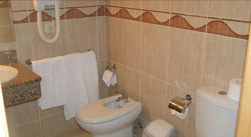 Imagen de la habitación del Hotel Costa Verde, Oia. Foto 8