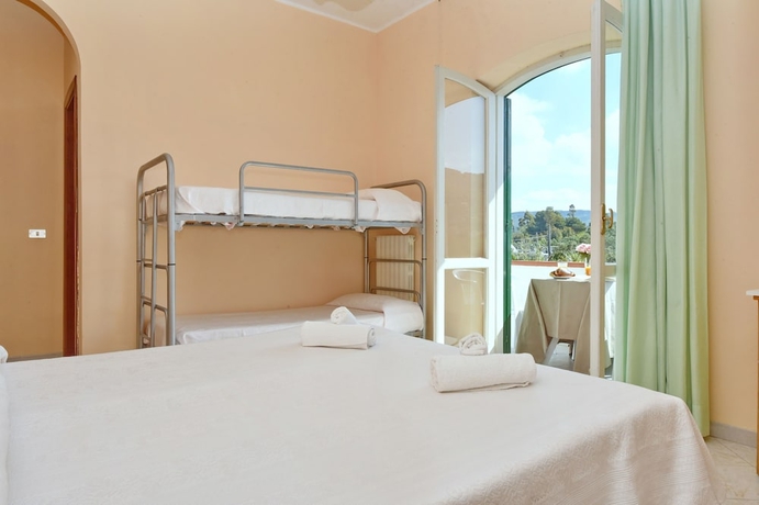 Imagen de la habitación del Hotel Costa d\'Oro. Foto 9