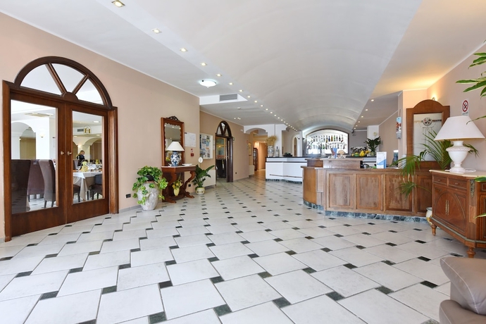 Imagen de los interiores del Hotel Costa d\'Oro. Foto 17