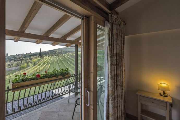 Imagen general del Hotel Costa degli Ulivi. Foto 11