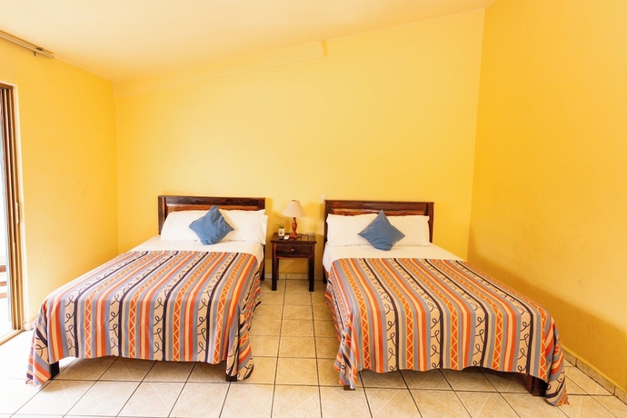 Imagen de la habitación del Hotel Costa del Sol, Marina Vallarta. Foto 8