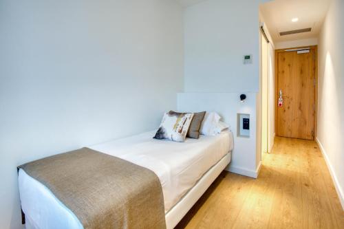 Imagen de la habitación del Hotel Costabella, Girona. Foto 18