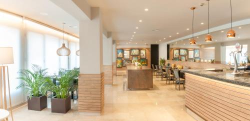 Imagen general del Hotel Costabella, Girona. Foto 7