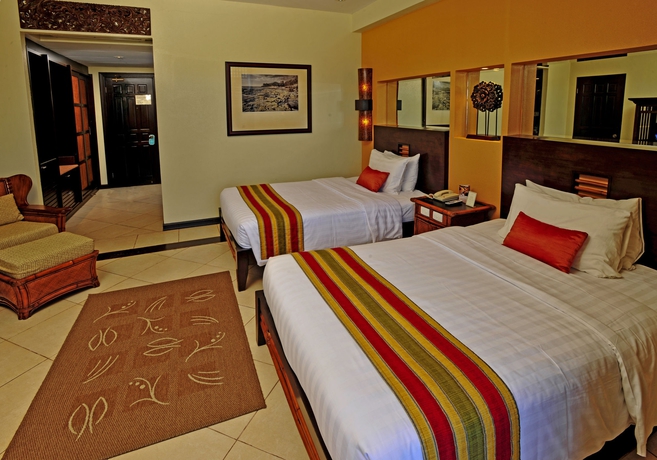 Imagen de los interiores del Hotel Costabella Tropical Beach. Foto 16