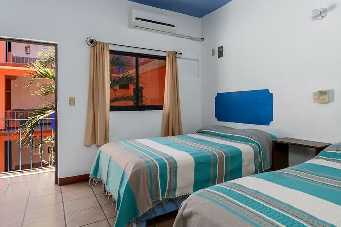 Imagen general del Hotel Costamar, Puerto Escondido. Foto 6
