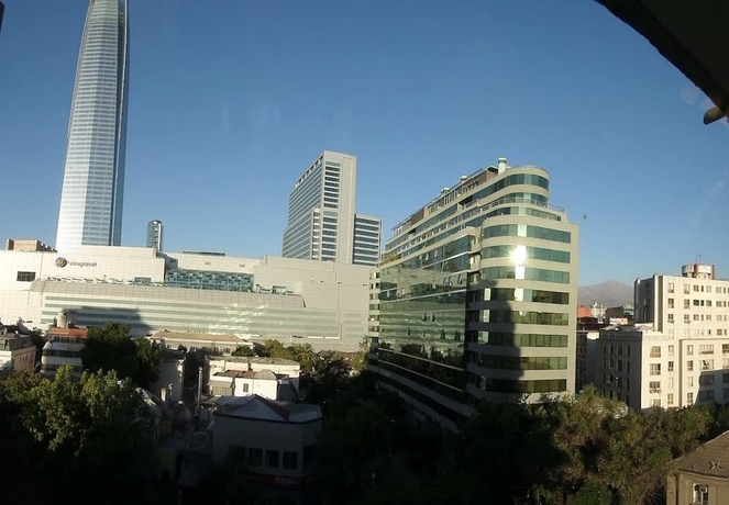 Imagen de los exteriores del Hotel Costanera Center Apartment. Foto 15