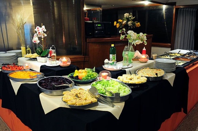 Imagen del bar/restaurante del Hotel Costanera, VILLA CARLOS PAZ. Foto 3
