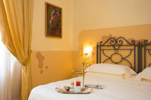 Imagen de la habitación del Hotel Costantinopoli 104. Foto 10