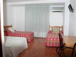 Imagen de la habitación del Hotel Costas. Foto 3