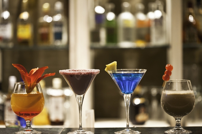 Imagen del bar/restaurante del Hotel Costaustralis. Foto 4