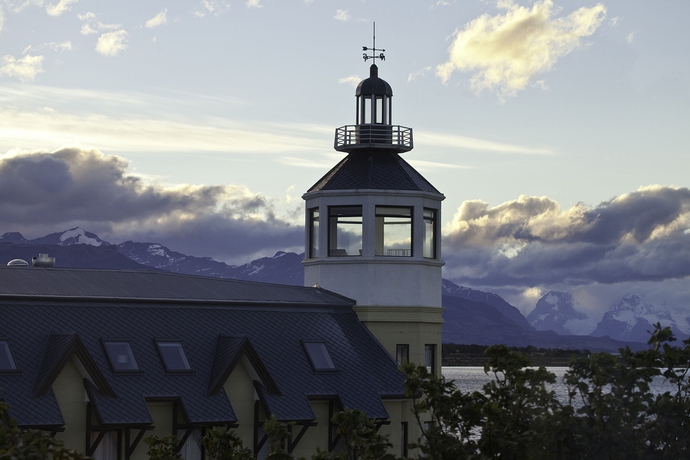 Imagen de los exteriores del Hotel Costaustralis. Foto 10