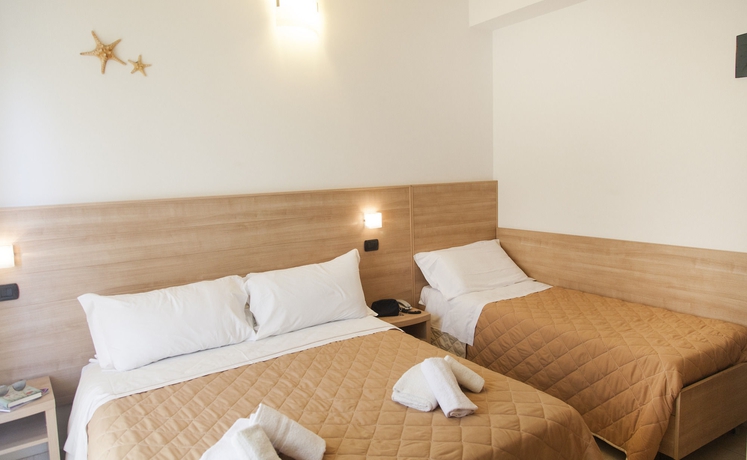 Imagen de la habitación del Hotel Costazzurra. Foto 4