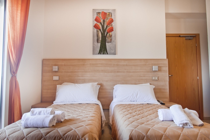 Imagen de la habitación del Hotel Costazzurra. Foto 10