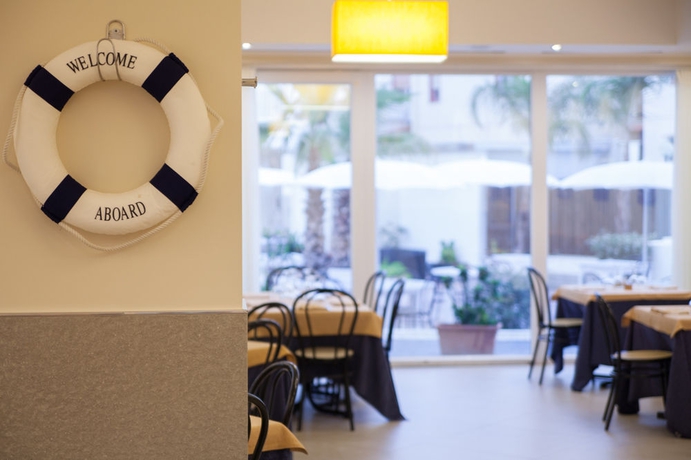 Imagen del bar/restaurante del Hotel Costazzurra Museum and Spa. Foto 2