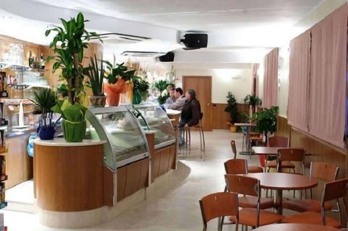 Imagen general del Hotel Coste Del Lago. Foto 4